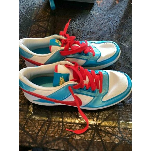 Vintage Nike Shoes Athletic Womens 8 - Picture 2 of 5